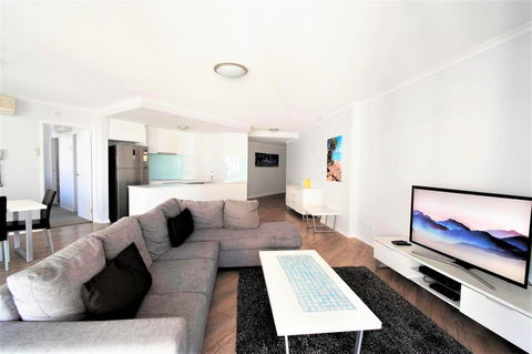 Trilogy Surfers Paradise - Accommodation Cooktown 40