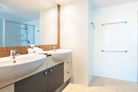 Trilogy Surfers Paradise - Accommodation Cooktown 35