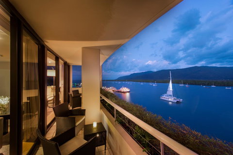 Hilton Cairns - Accommodation Cooktown 20