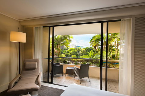 Hilton Cairns - Accommodation Cooktown 10