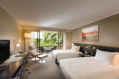 Hilton Cairns - Accommodation Cooktown 8