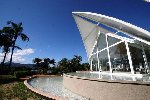 Hilton Cairns - Accommodation Cooktown 38