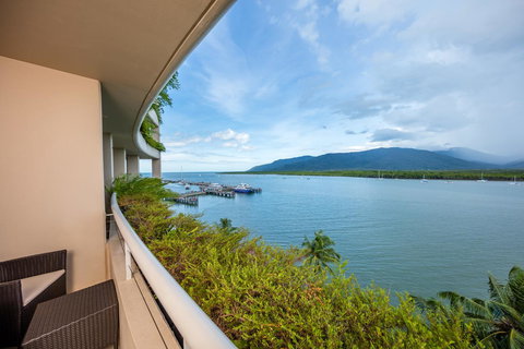 Hilton Cairns - Accommodation Cooktown 5