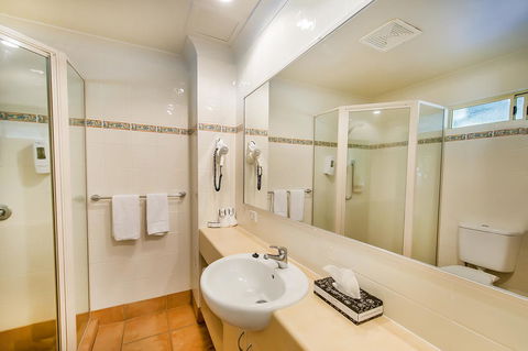 Shamrock Gardens Motel - Accommodation Cooktown 6