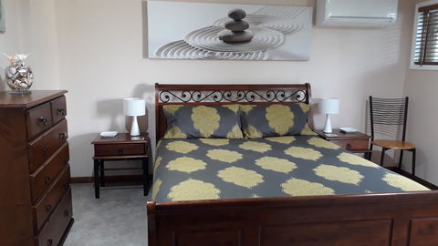 Private Apartment With Scenic Gardens - Accommodation Cooktown 4