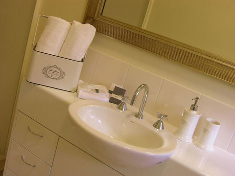Apple Tree Cottage Montville - Accommodation Cooktown 19