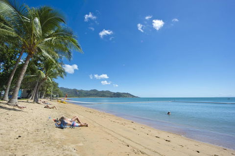 Maggies Beachfront Apartment 12 - Accommodation Cooktown 8