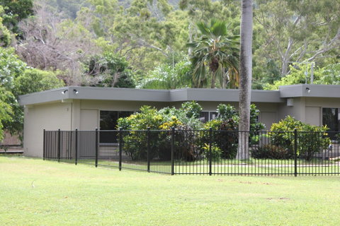 Arcadia Village Motel - Accommodation Cooktown 3