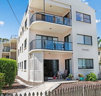 Quiet location across from waterfront - South Esp Bongaree - Accommodation Cooktown