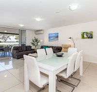 First Floor Air Conditioned Free Wi-Fi - Accommodation Cooktown