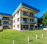 Great Views ground floor unit Clearview Apartments South Esplande Bongaree - Accommodation Cooktown