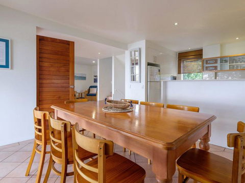 Beachies 3 - Accommodation Cooktown 15