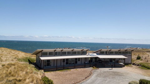 Turnstone Beach House - Accommodation Cooktown 8