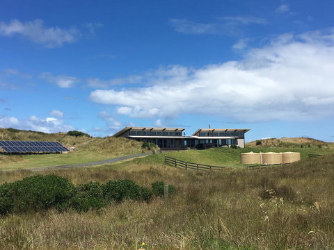 Turnstone Beach House - Accommodation Cooktown 10