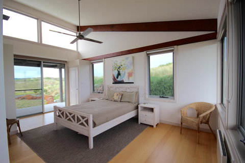 Turnstone Beach House - Accommodation Cooktown 23