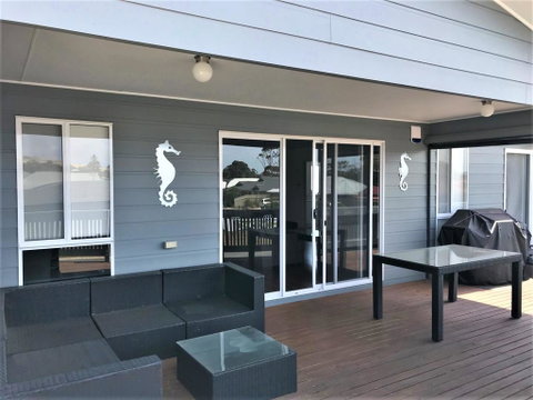 10 Hobart Road - Accommodation Cooktown 3