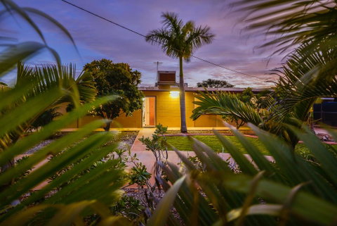 13 Grenadier Street - Shady Haven With A Large Outdoor Entertaining Area - Accommodation Cooktown 1