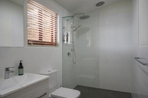 131 Your Vineyard Home In The Heart Of The Vale - Accommodation Cooktown 3