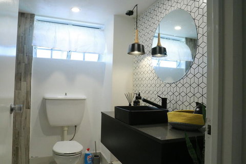 2 Bedroom Close To CBD - Accommodation Cooktown 2