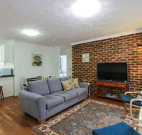 2 Bedroom St Lucia Apartment close to UQ and CityCat