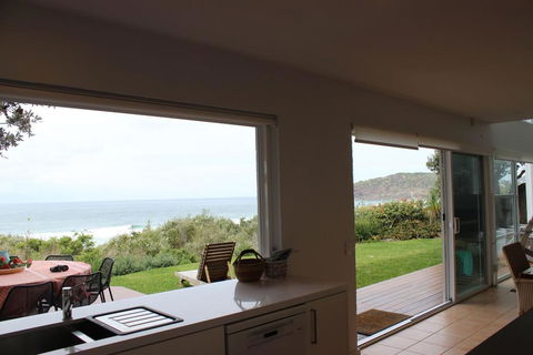 22 ON COAST - (Weekly Only) - Accommodation Cooktown 0