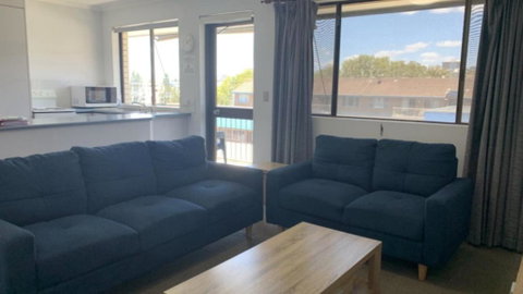 Beachside Court Unit 12 - Accommodation Cooktown 2