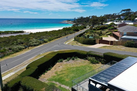 BELLE VUE BEACH HOUSE - Accommodation Cooktown 2