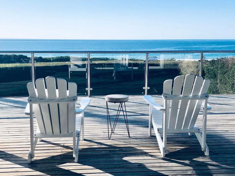 BELLE VUE BEACH HOUSE - Accommodation Cooktown 1