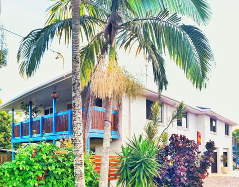 BRUNS BEACH HOUSE - Comfortable Holiday Accommodation At The Beach - Accommodation Cooktown 1