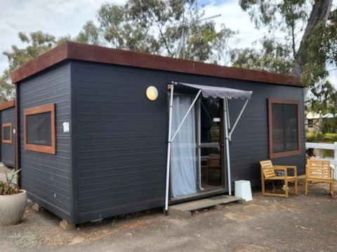 C And C Backpack - Accommodation Cooktown 0