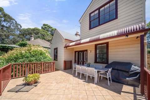Charming House In Woolwich - Accommodation Cooktown 1