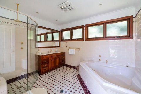 Charming House In Woolwich - Accommodation Cooktown 4
