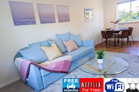 Crawley Cosy Urban Retreat Close To CBD UWA Free Park Netflix - Accommodation Cooktown 0