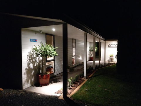 Cradle At Casa Blanca Country Retreat - Accommodation Cooktown 2