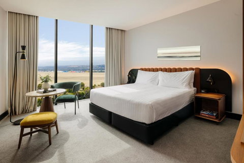 Crowne Plaza Adelaide Mawson Lakes, An IHG Hotel - Accommodation Cooktown 1