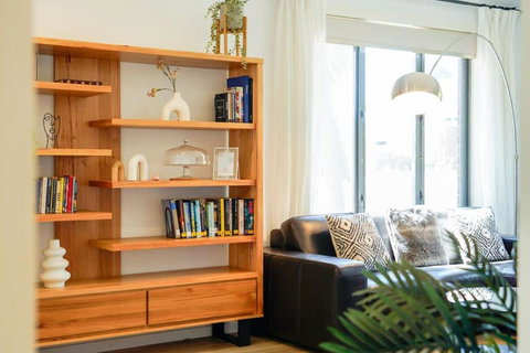 Deluxe Family Montpellier Gardens Estate - Burwood - Accommodation Cooktown 4