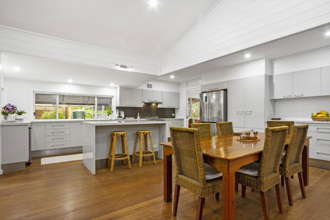 3 Macleay St, Narrawallee - Accommodation Cooktown 0