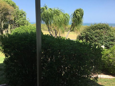 3 Sea/Fraser Island View Deckings, Beachfront, Marina - Accommodation Cooktown 2