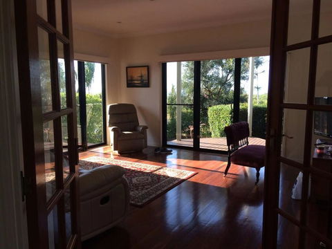 3 Sea/Fraser Island View Deckings, Beachfront, Marina - Accommodation Cooktown 0