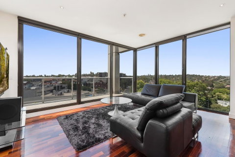 3-Bed Apartment With Parking Near Parks And Dining - Accommodation Cooktown 2