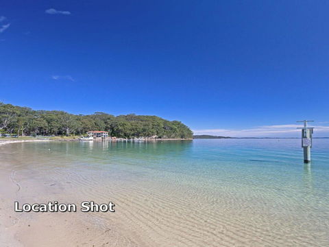 34 'Bay Parklands', 2 Gowrie Avenue - WIFI, Views, Pool, Spa & Tennis Court - Accommodation Cooktown 2