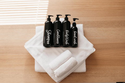 42 Rosemary Lane - Central Orange - Spacious Family Home - Quiet Lane - Accommodation Cooktown 1