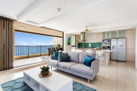5,  Apartment On The Esplanade - Accommodation Cooktown 0