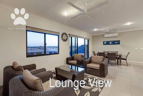 6 Corella Court - PRIVATE JETTY & POOL - Accommodation Cooktown 2