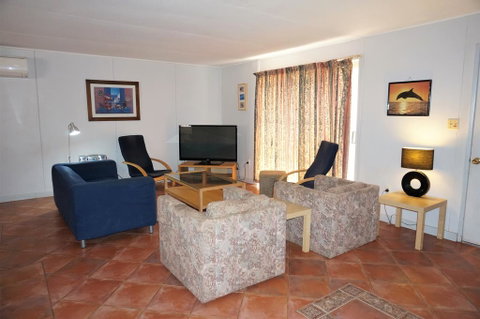 9a Krait Street - Close To The Town Centre - Accommodation Cooktown 0
