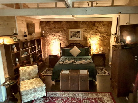 A La Folly - Accommodation Cooktown 0