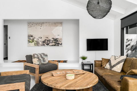 A PERFECT STAY - Black Star - Accommodation Cooktown 2