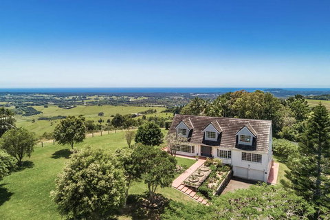 A PERFECT STAY - Pacific Ridge - Accommodation Cooktown 1