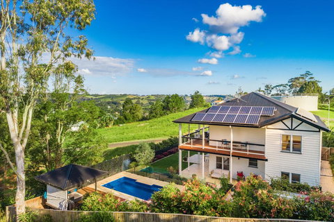 A PERFECT STAY - Serenade - Accommodation Cooktown 1