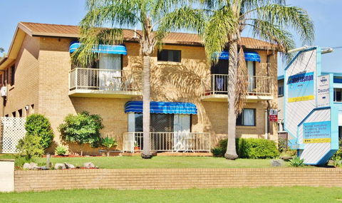 Abel Tasman Motel - Accommodation Cooktown 0